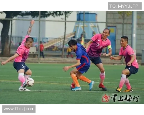 广州足球队以72分稳居精英赛积分榜首位,争冠形势一片大好 广州足球队以72分稳居精英赛积分榜首位,争冠形势一片大好