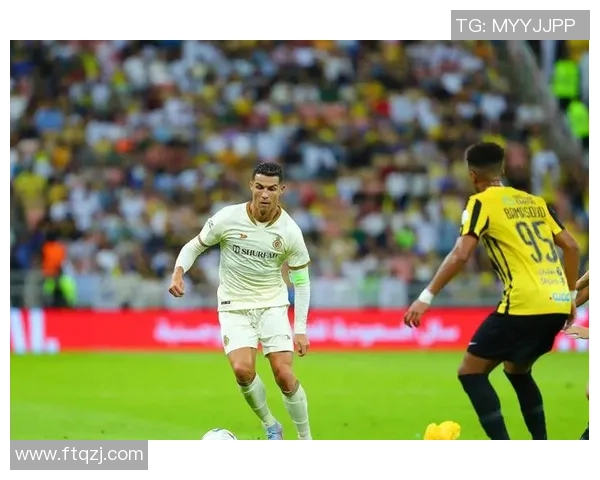 现役足球明星中谁才是真正的王者他们的实力与成就如何影响比赛 现役足球明星中谁才是真正的王者他们的实力与成就如何影响比赛