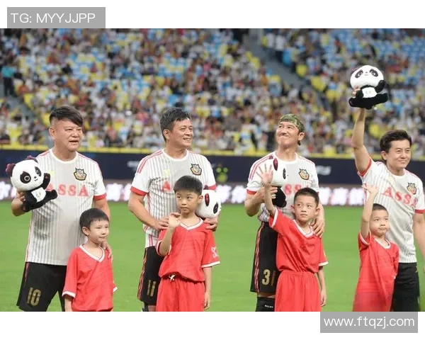 足球明星展现帅气风采的精彩瞬间与魅力形象合集 足球明星展现帅气风采的精彩瞬间与魅力形象合集